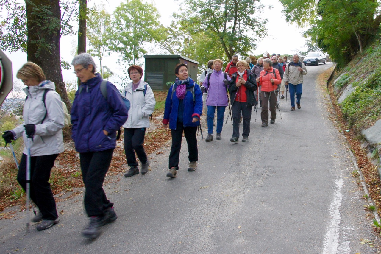 ...avant un départ en descente