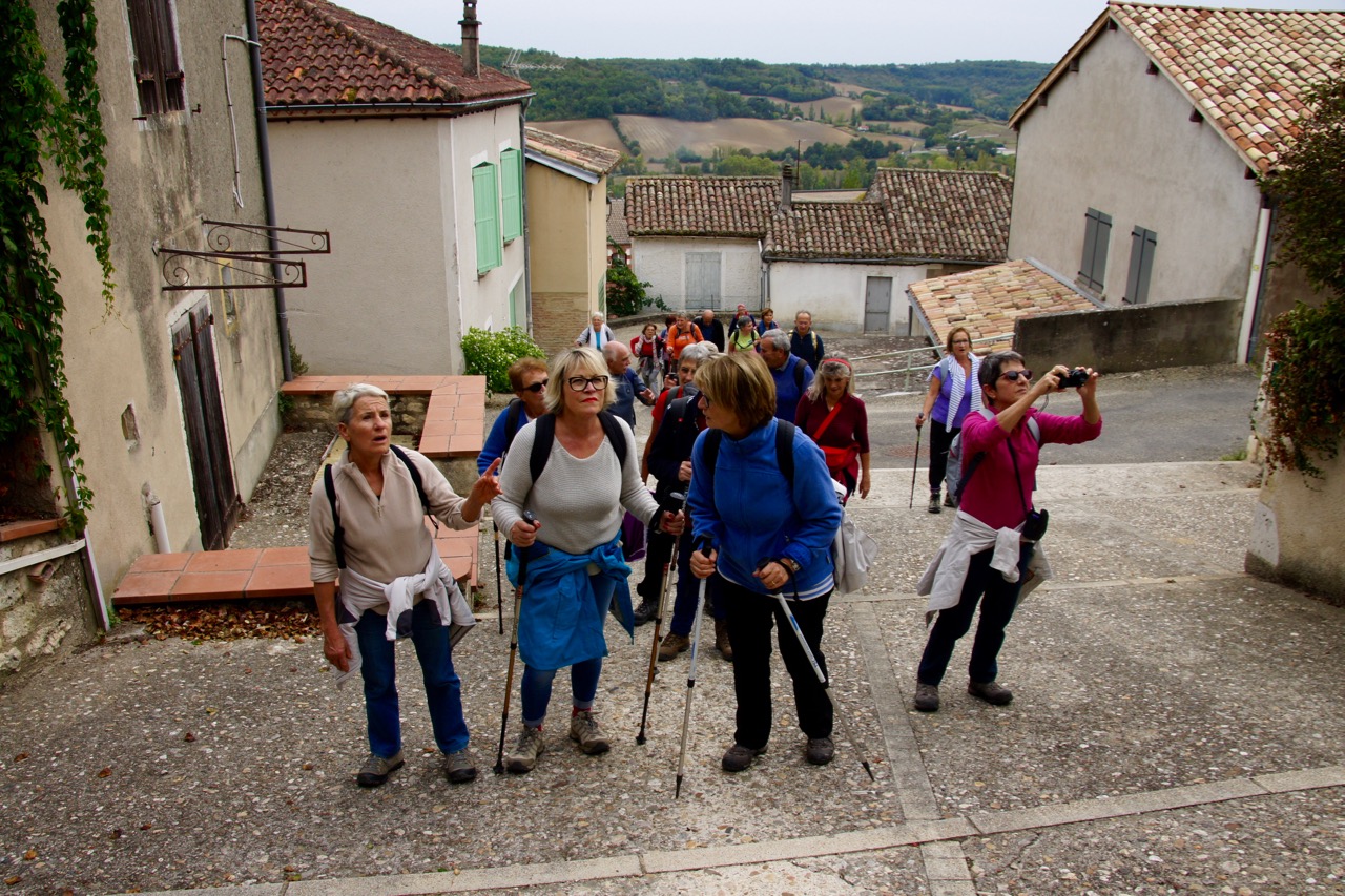 Arrivée en partie haute de Lauzerte