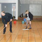 ...et des serpillères.