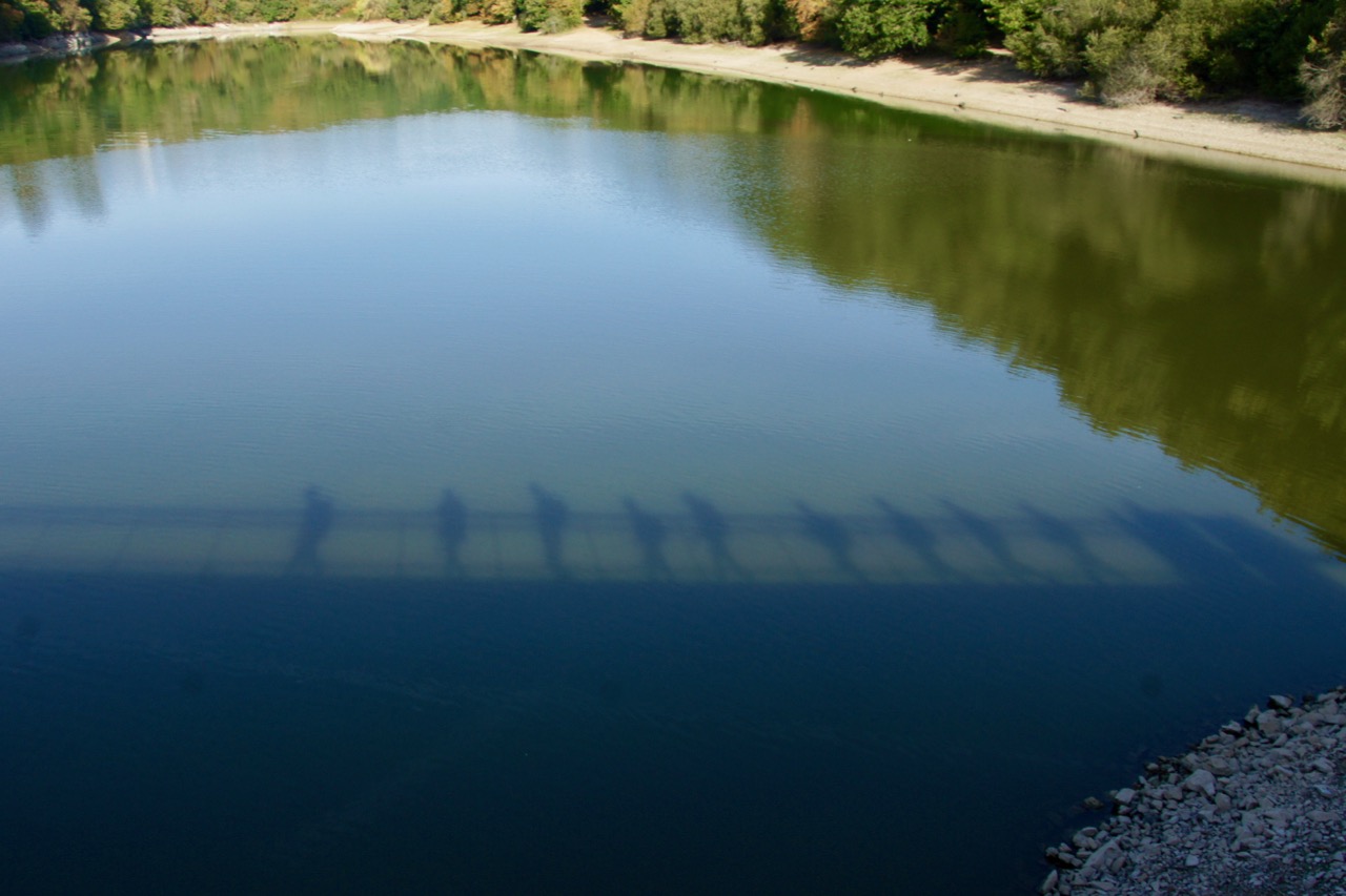 Retenue d'eau grâce à un barrage