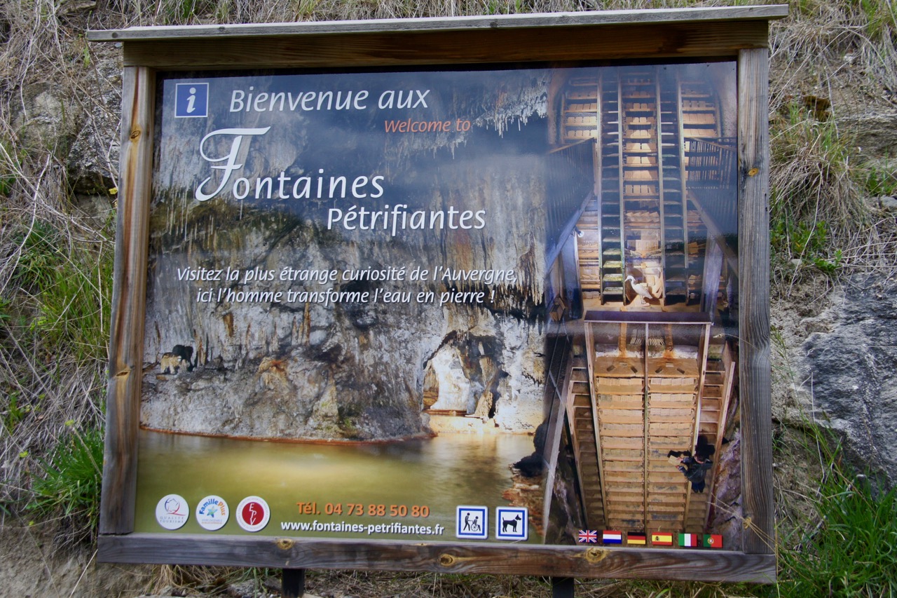 Visite des Fontaines Pétrifiantes