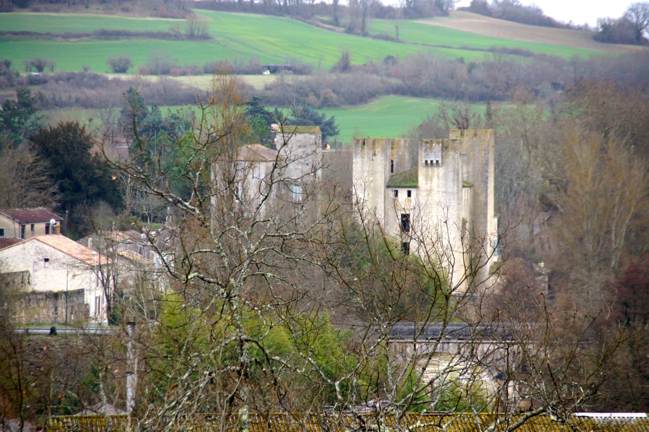 avant d'apercevoir le site du Moulin des Tours